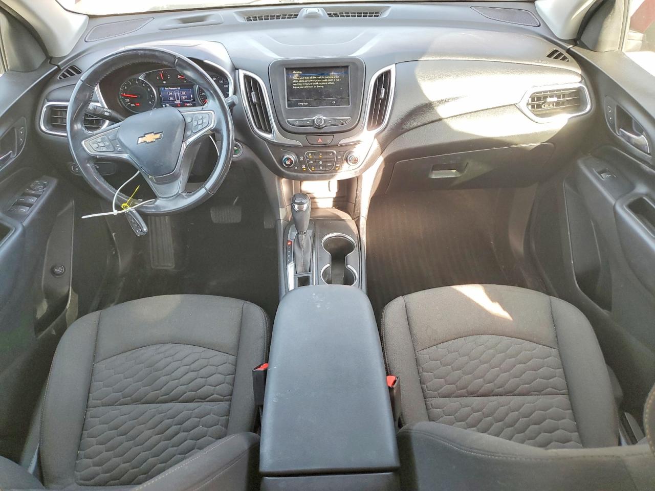 2019 CHEVROLET EQUINOX LT photo 8
