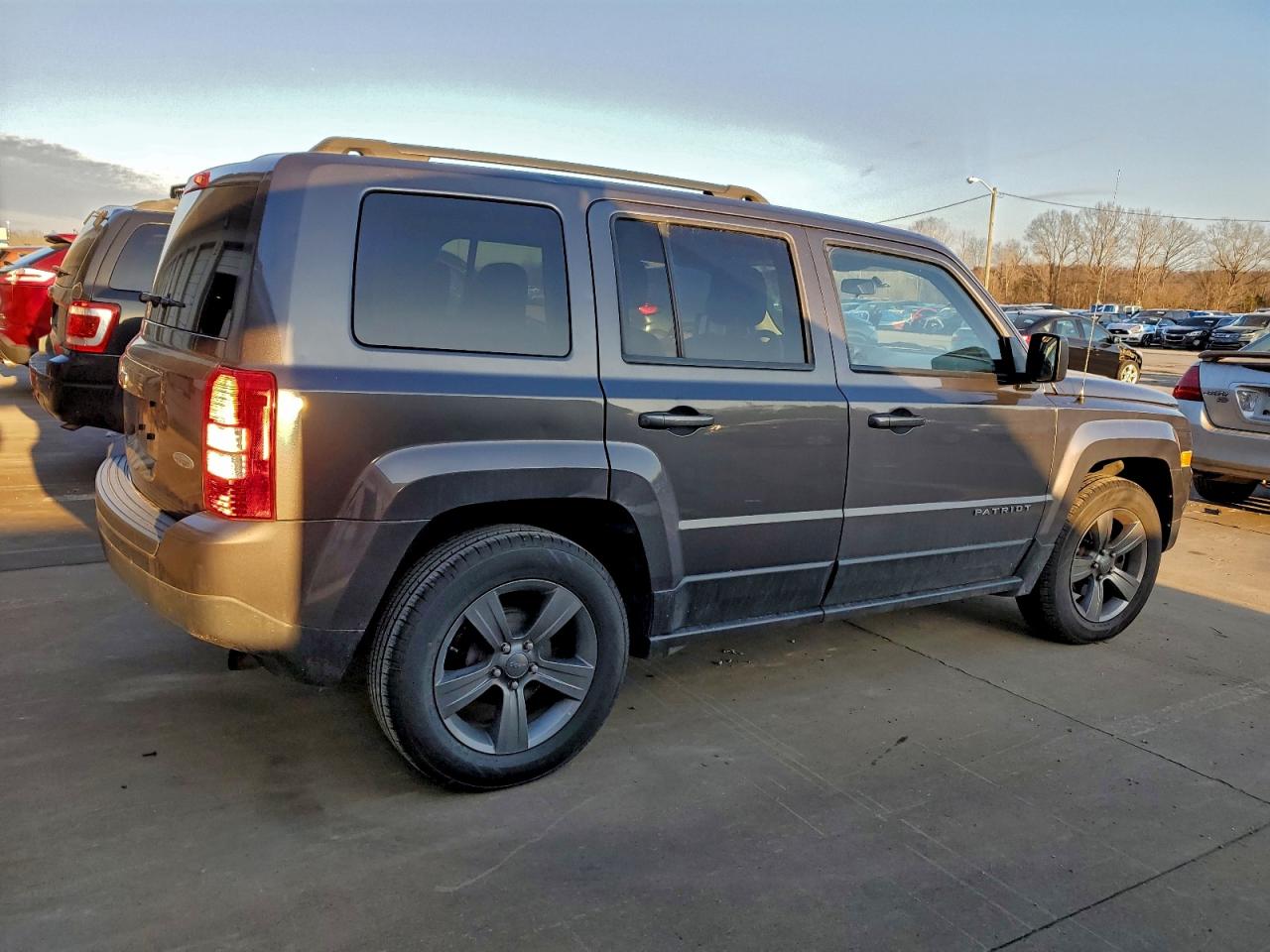 2014 JEEP PATRIOT LATITUDE photo 5