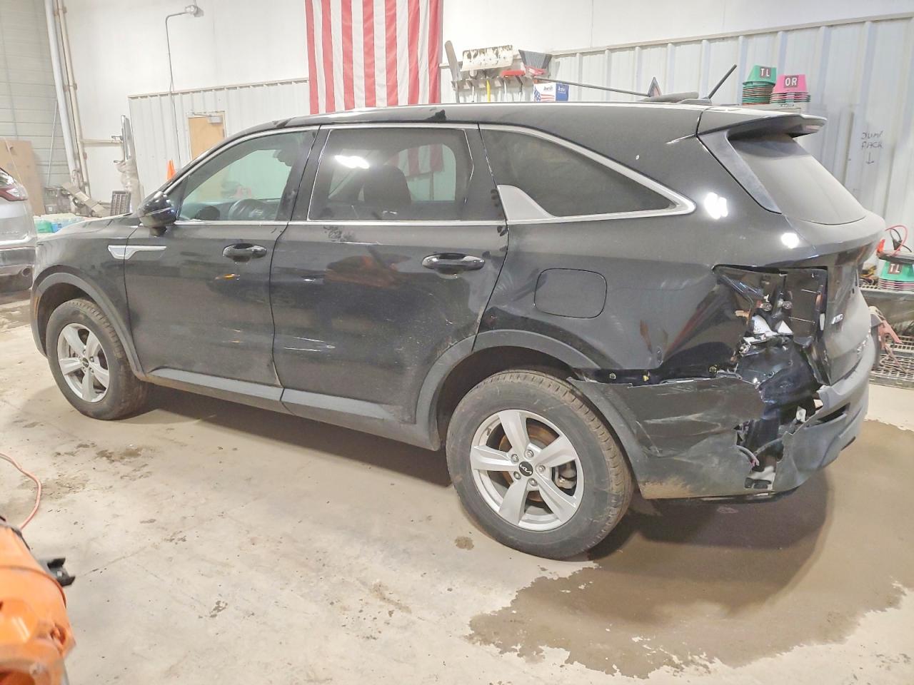 2022 KIA SORENTO LX photo 3