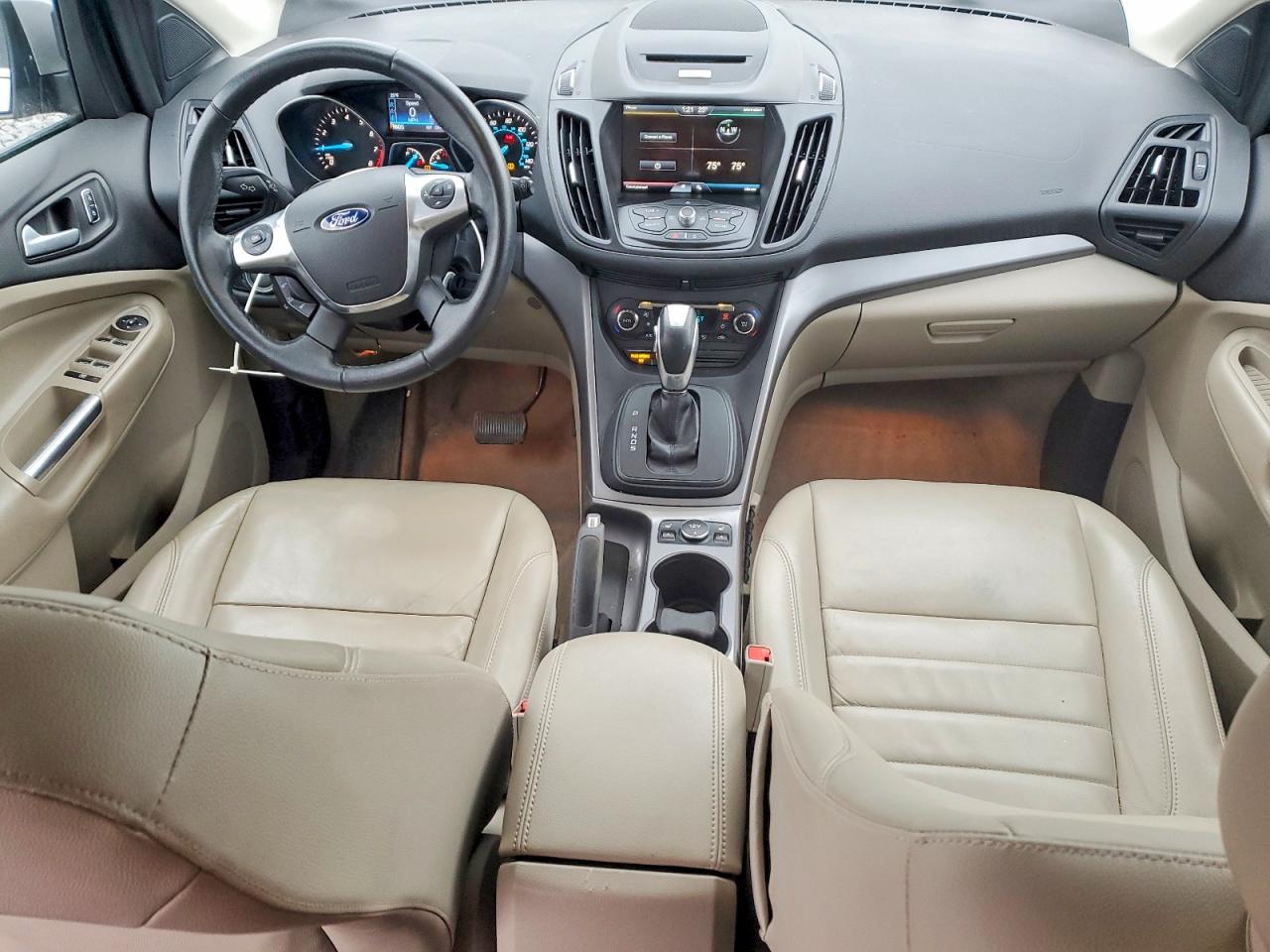 2015 FORD ESCAPE SE photo 8