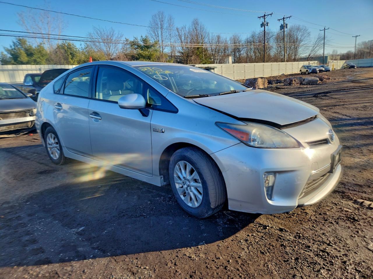 2014 TOYOTA PRIUS PLUG-IN photo 4
