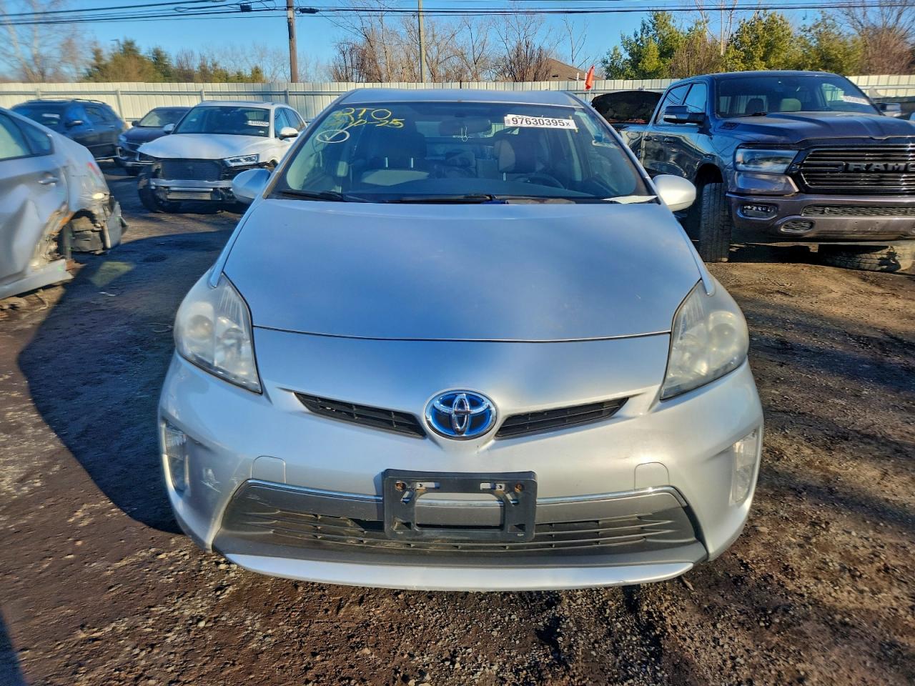 2014 TOYOTA PRIUS PLUG-IN photo 5
