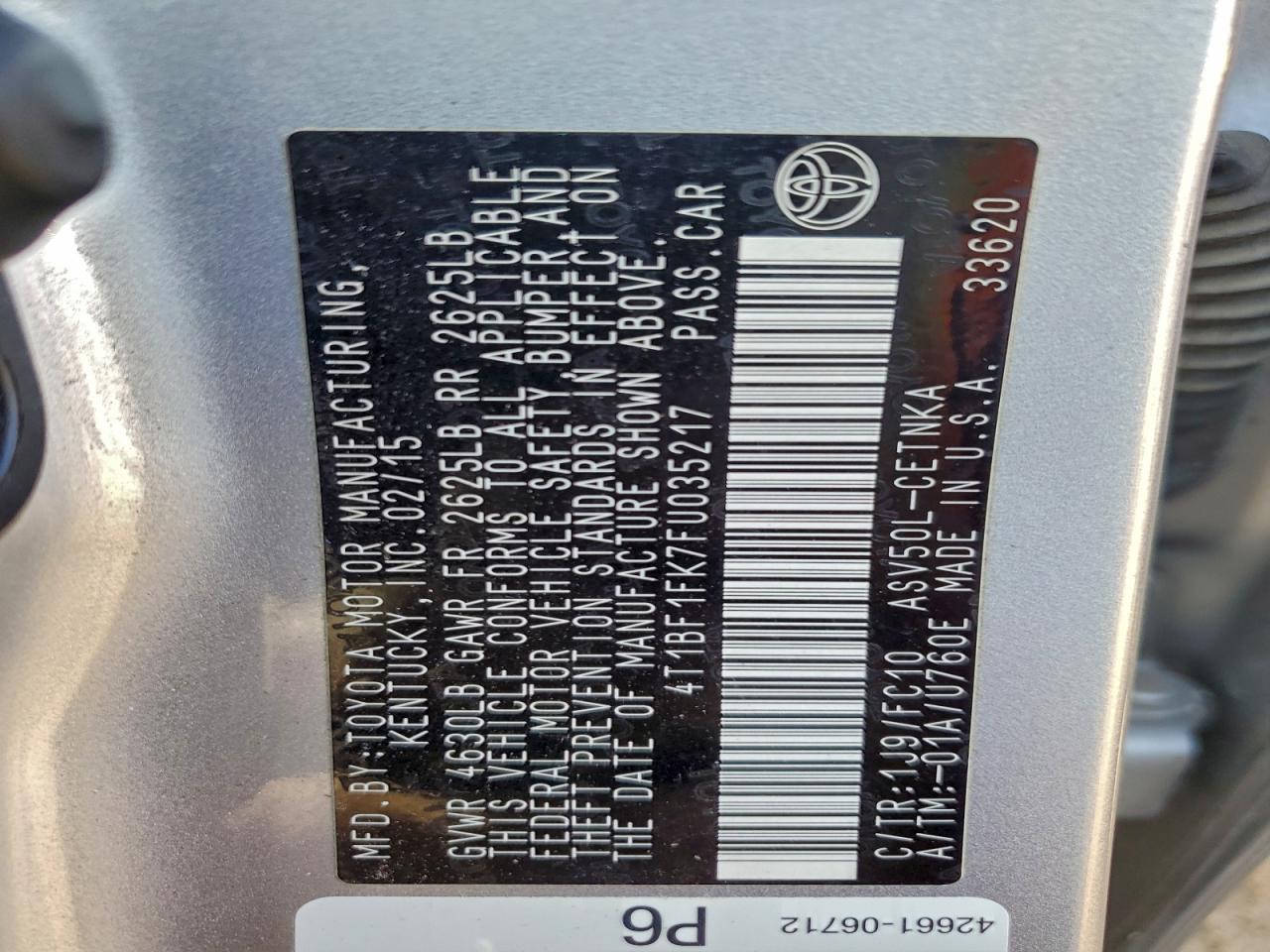 2015 TOYOTA CAMRY LE photo 12