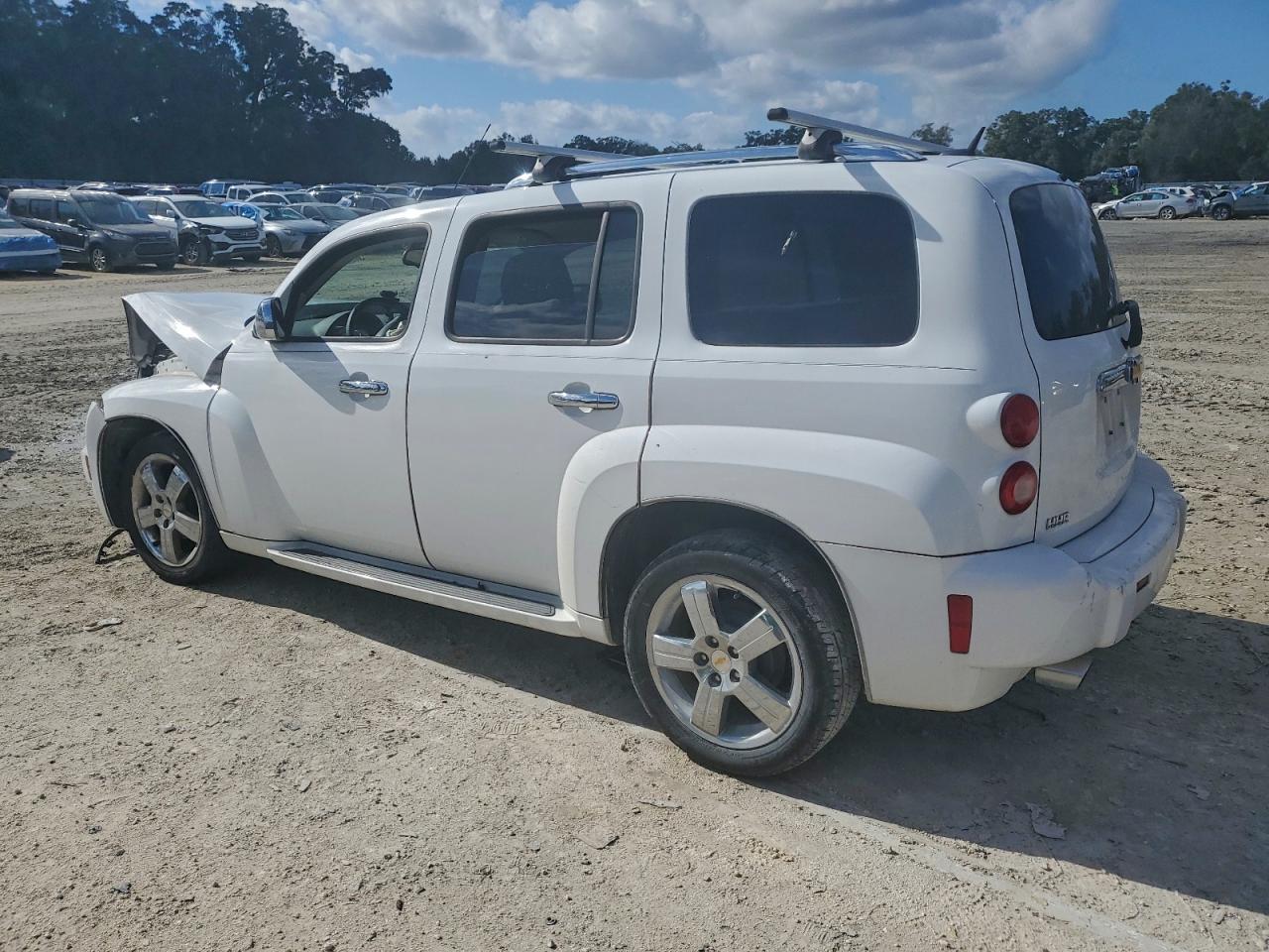 2011 CHEVROLET HHR LT photo 2