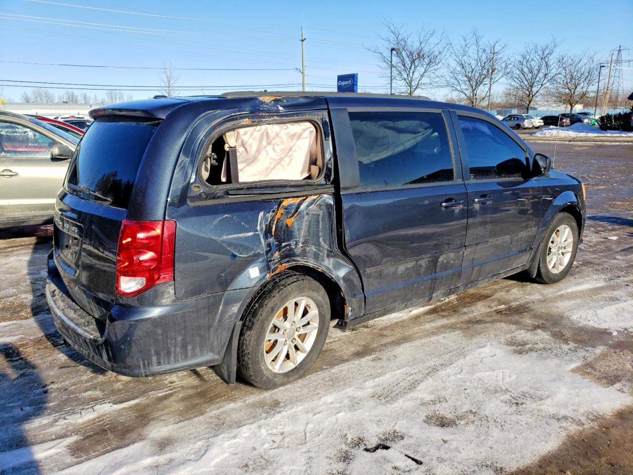 2013 DODGE GRAND CARAVAN SE photo 3