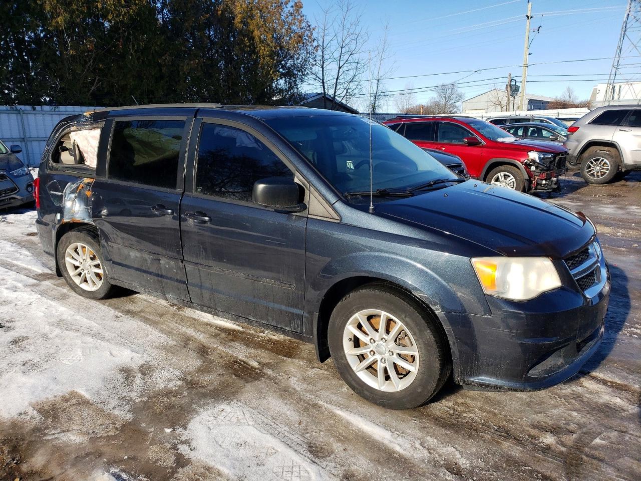 2013 DODGE GRAND CARAVAN SE photo 4