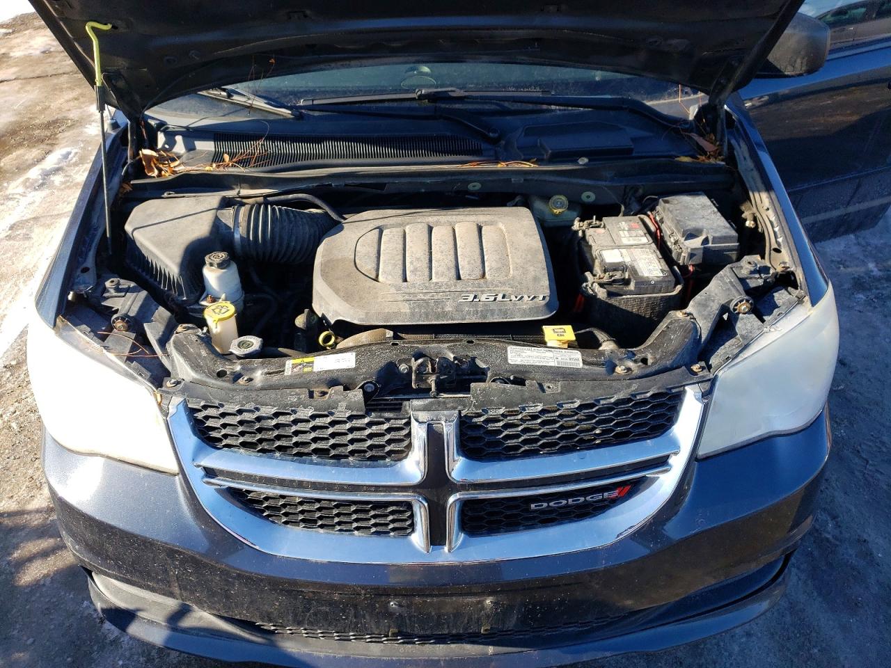 2013 DODGE GRAND CARAVAN SE photo 12