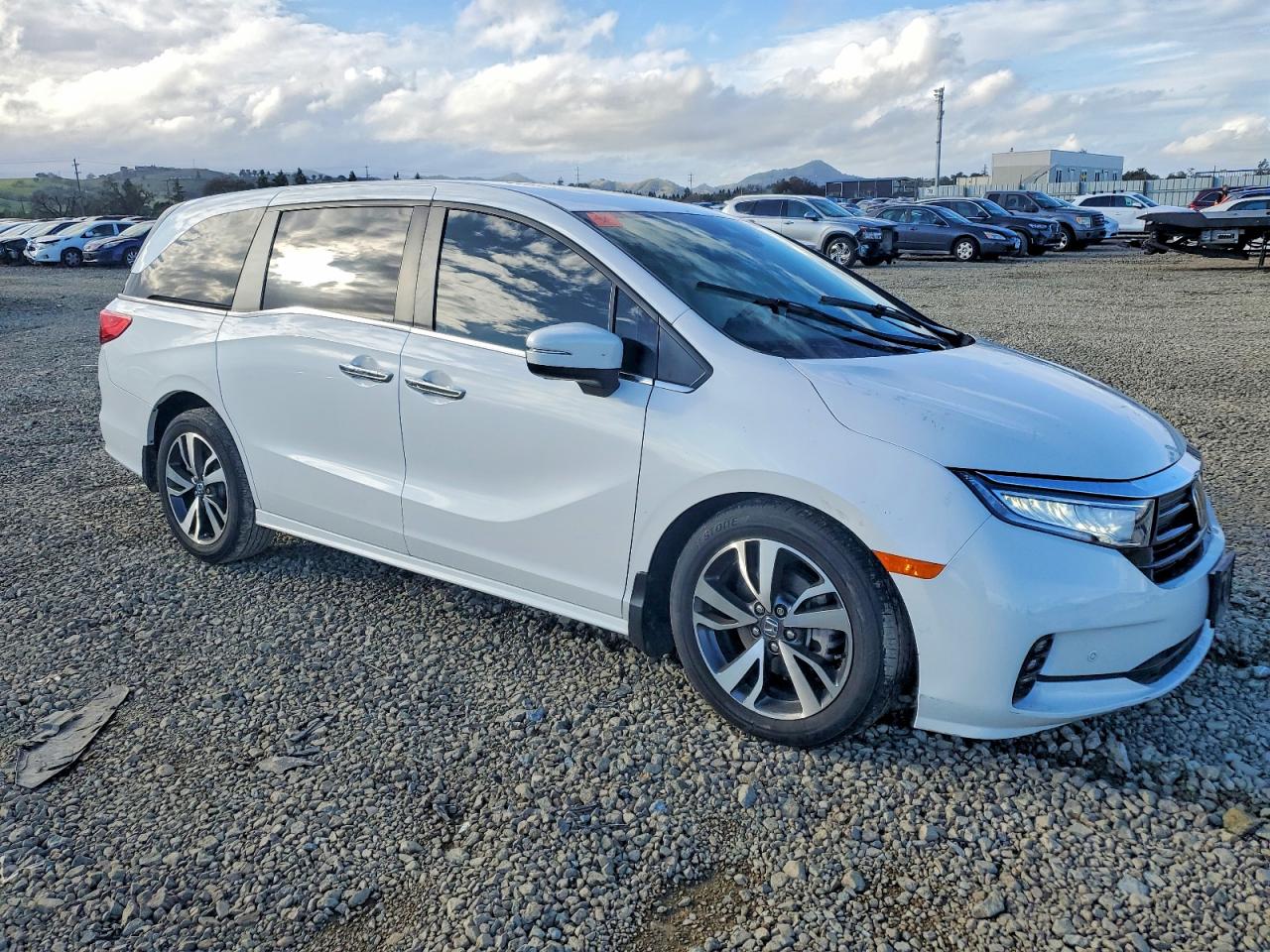 2023 HONDA ODYSSEY TOURING photo 4