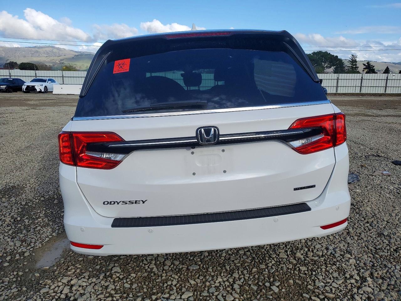 2023 HONDA ODYSSEY TOURING photo 6