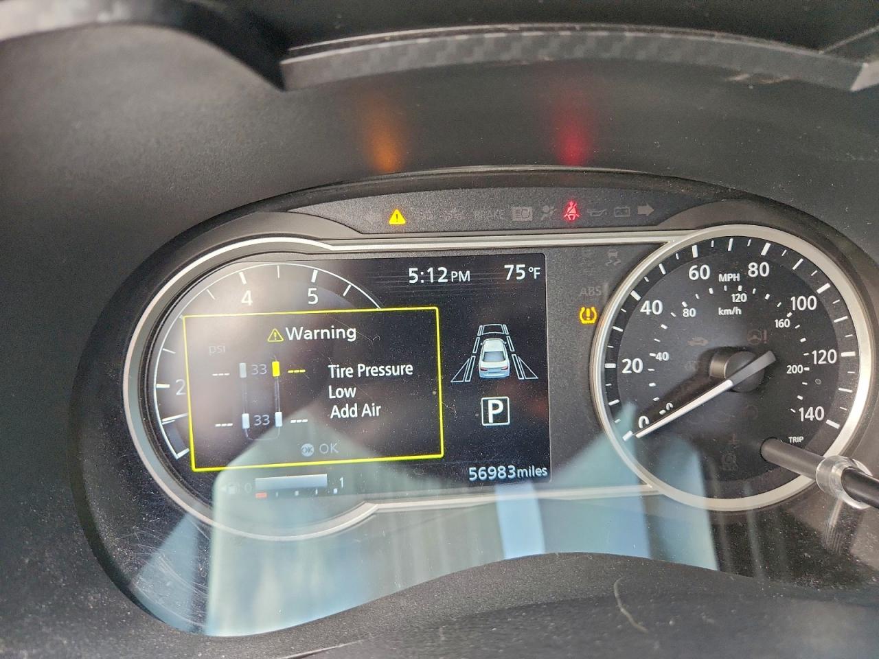 2021 NISSAN VERSA SV photo 9
