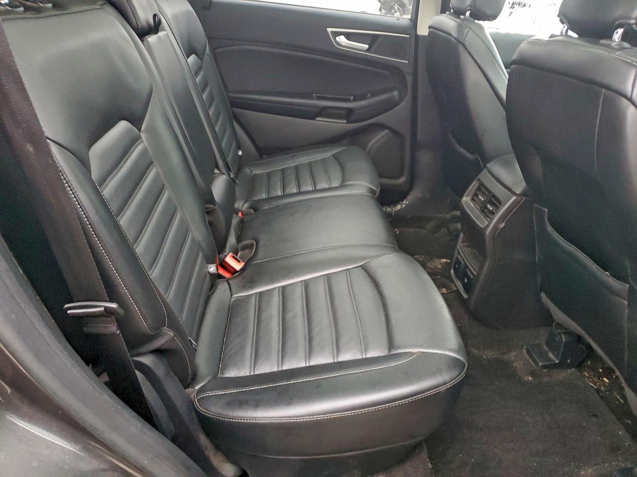 2018 FORD EDGE photo 19