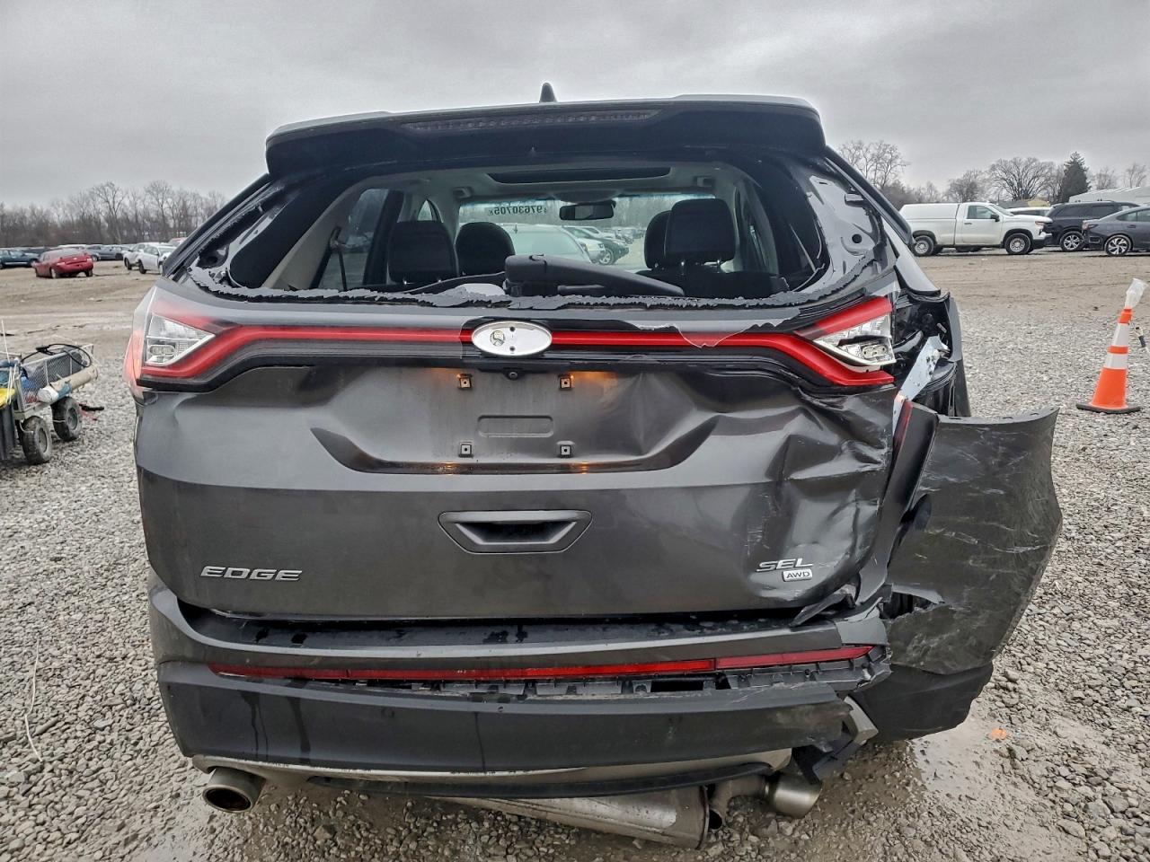 2018 FORD EDGE photo 11