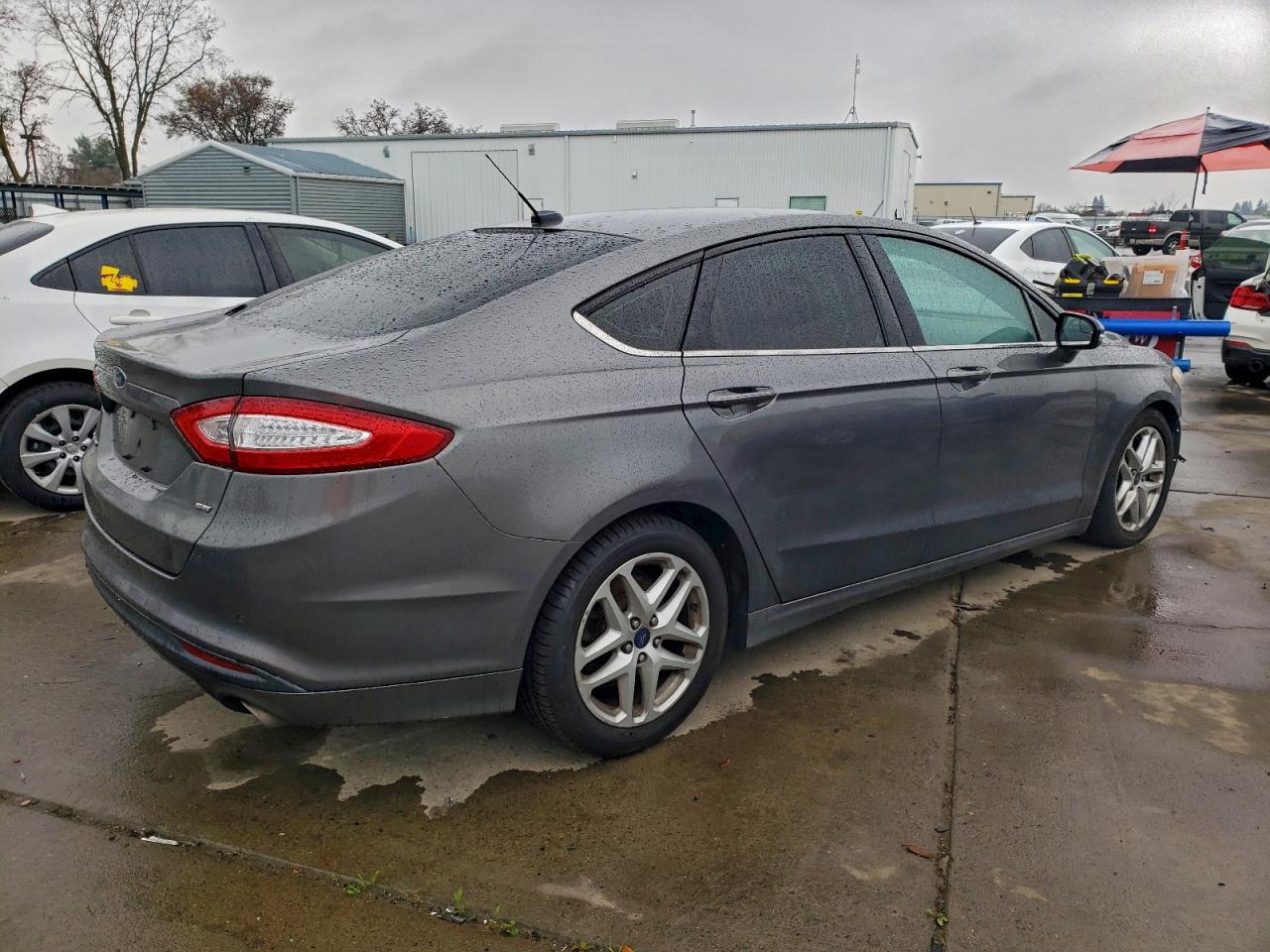 2014 FORD FUSION SE photo 3