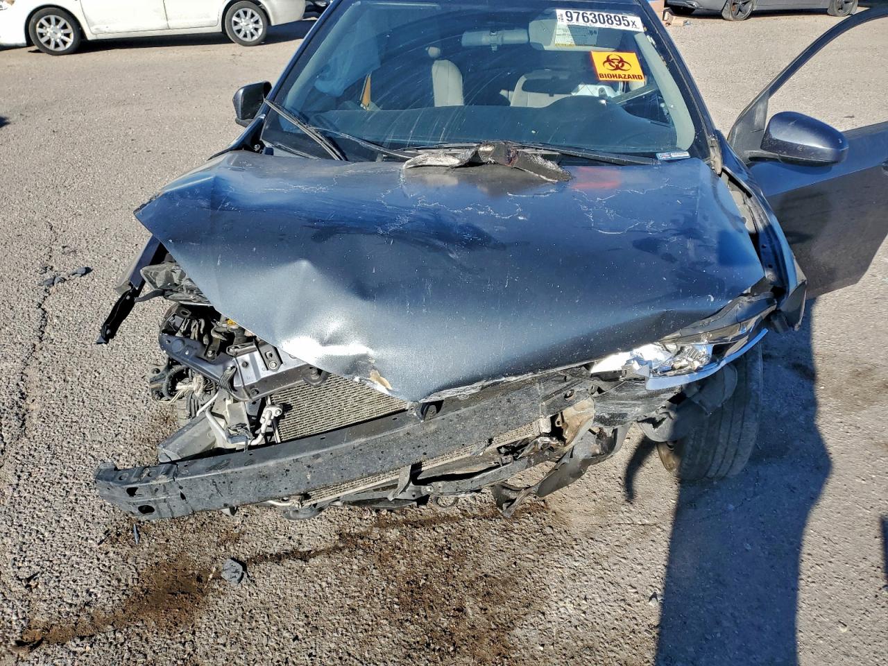 2014 TOYOTA COROLLA photo 11