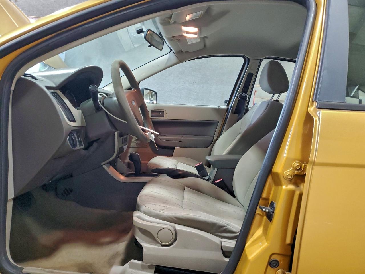 2009 FORD FOCUS SE photo 7