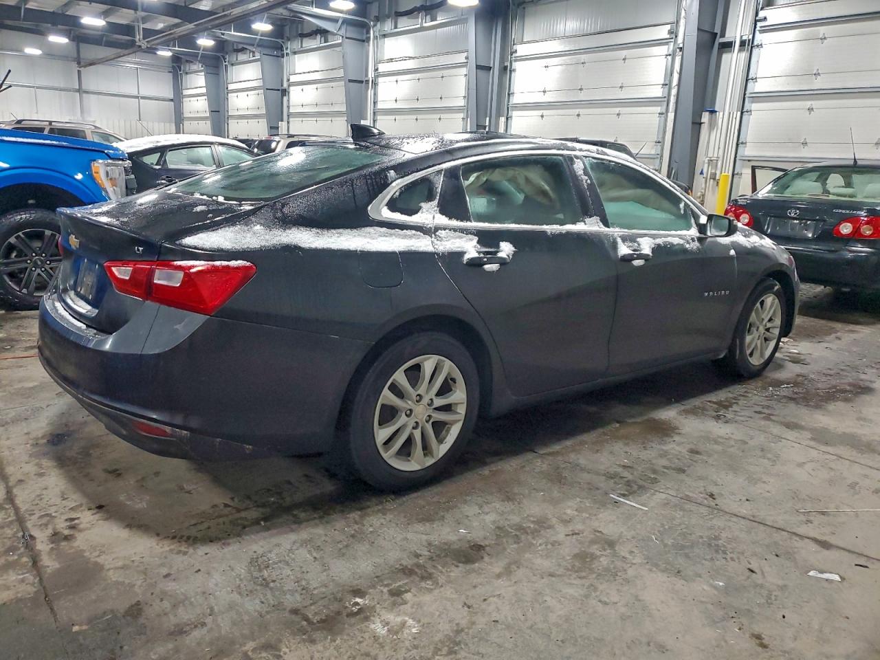 2017 CHEVROLET MALIBU LT photo 3