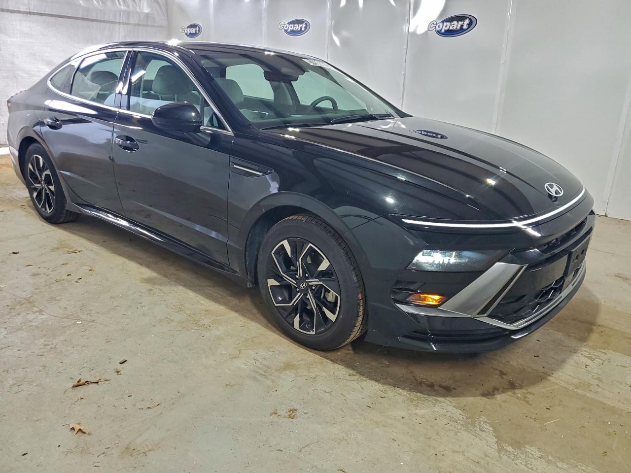 2025 HYUNDAI SONATA SEL photo 4