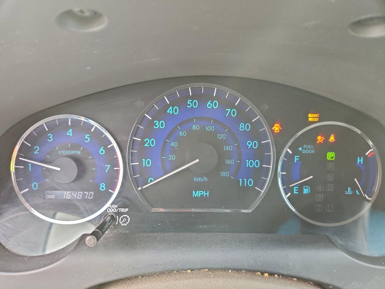 2008 TOYOTA SIENNA LE photo 9