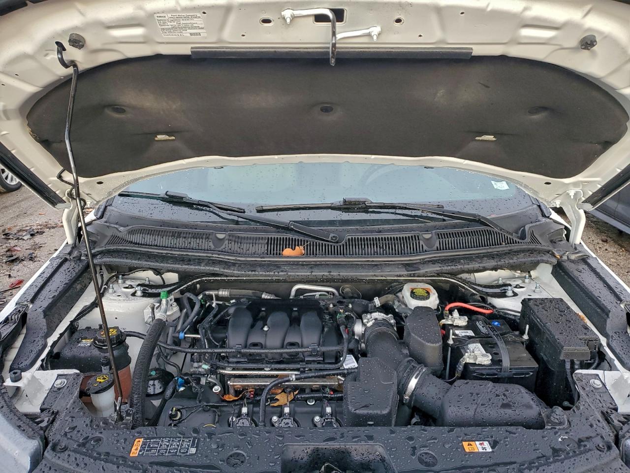 2019 FORD EXPLORER photo 12
