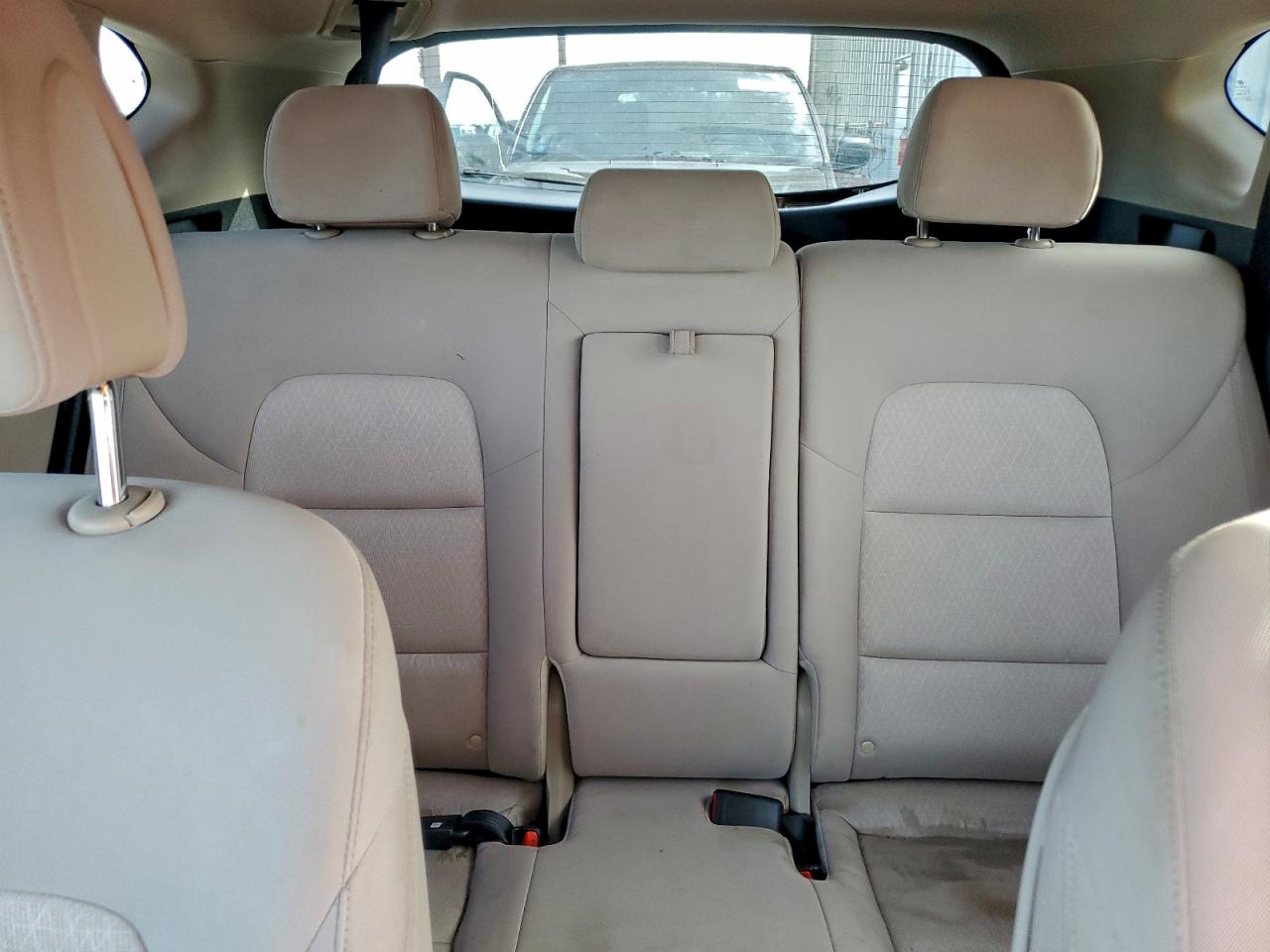 2017 HYUNDAI TUCSON SE photo 10