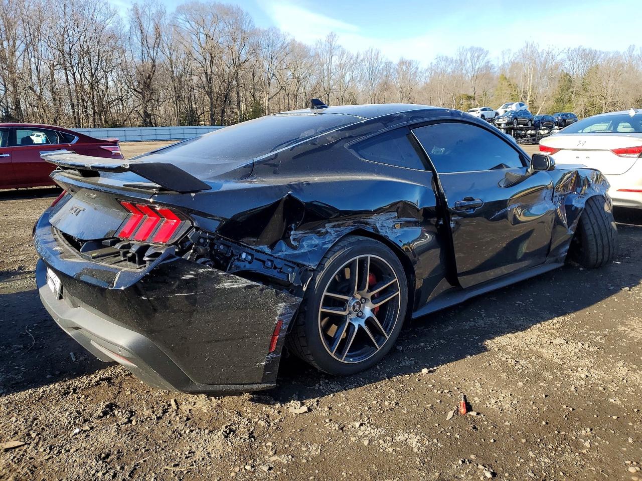 2025 FORD MUSTANG GT photo 3