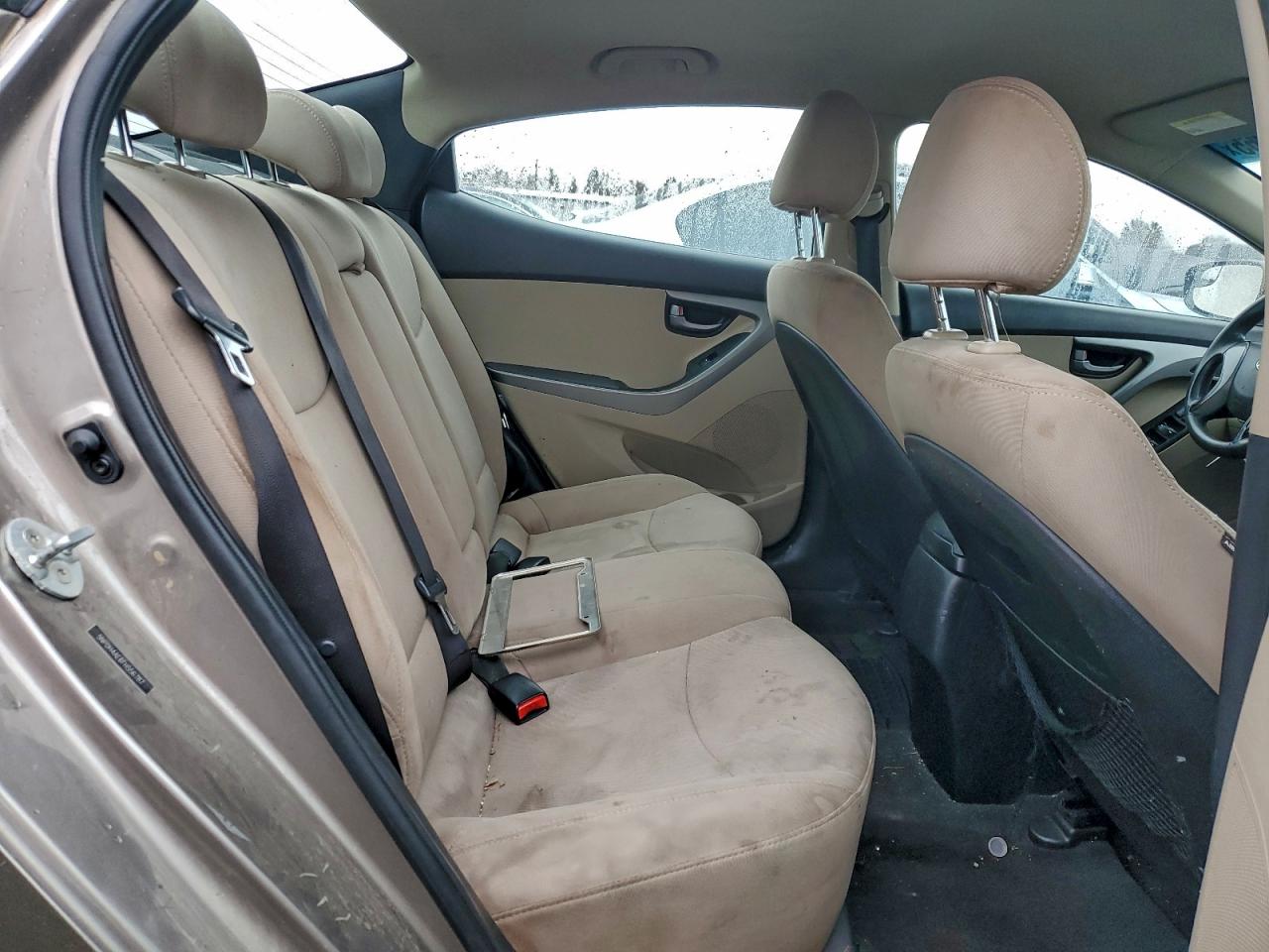 2015 HYUNDAI ELANTRA SE photo 10