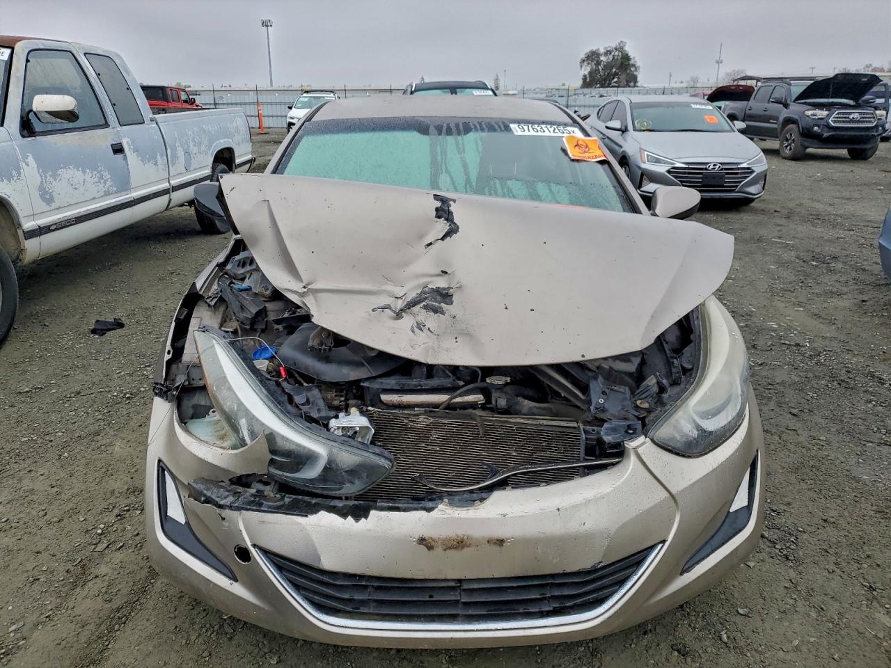 2015 HYUNDAI ELANTRA SE photo 5