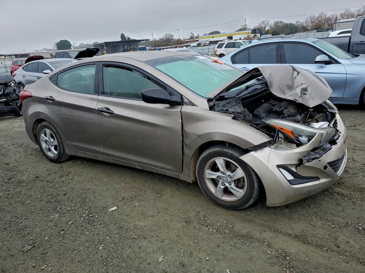 2015 HYUNDAI ELANTRA SE photo 4