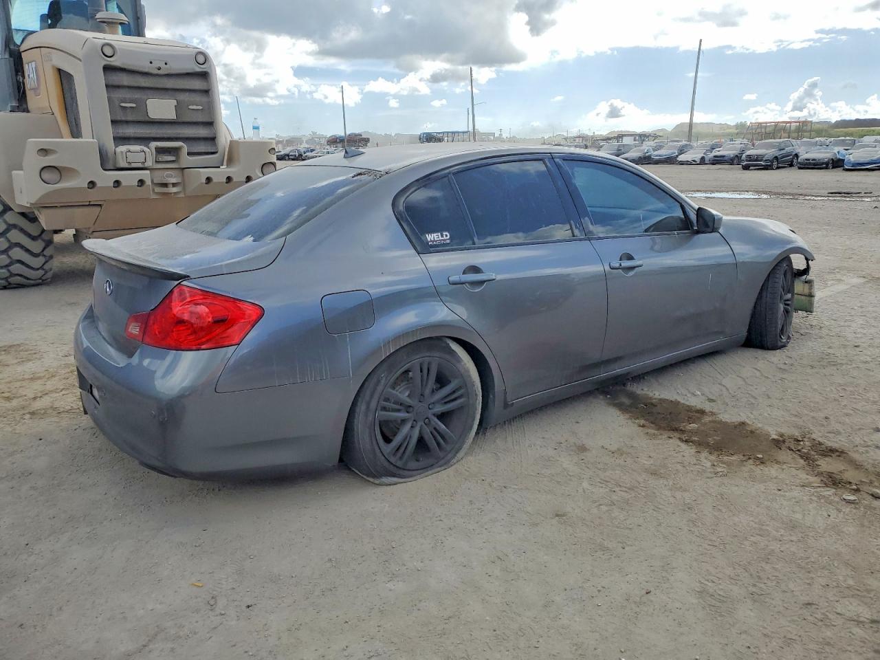 2013 INFINITI G37 BASE photo 3