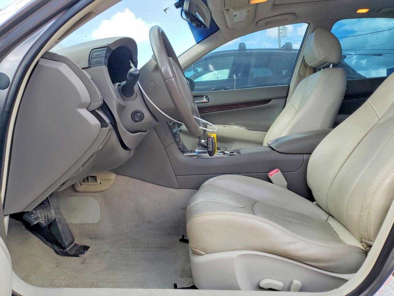 2013 INFINITI G37 BASE photo 7