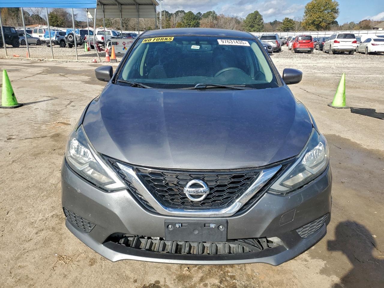 2016 NISSAN SENTRA S photo 5