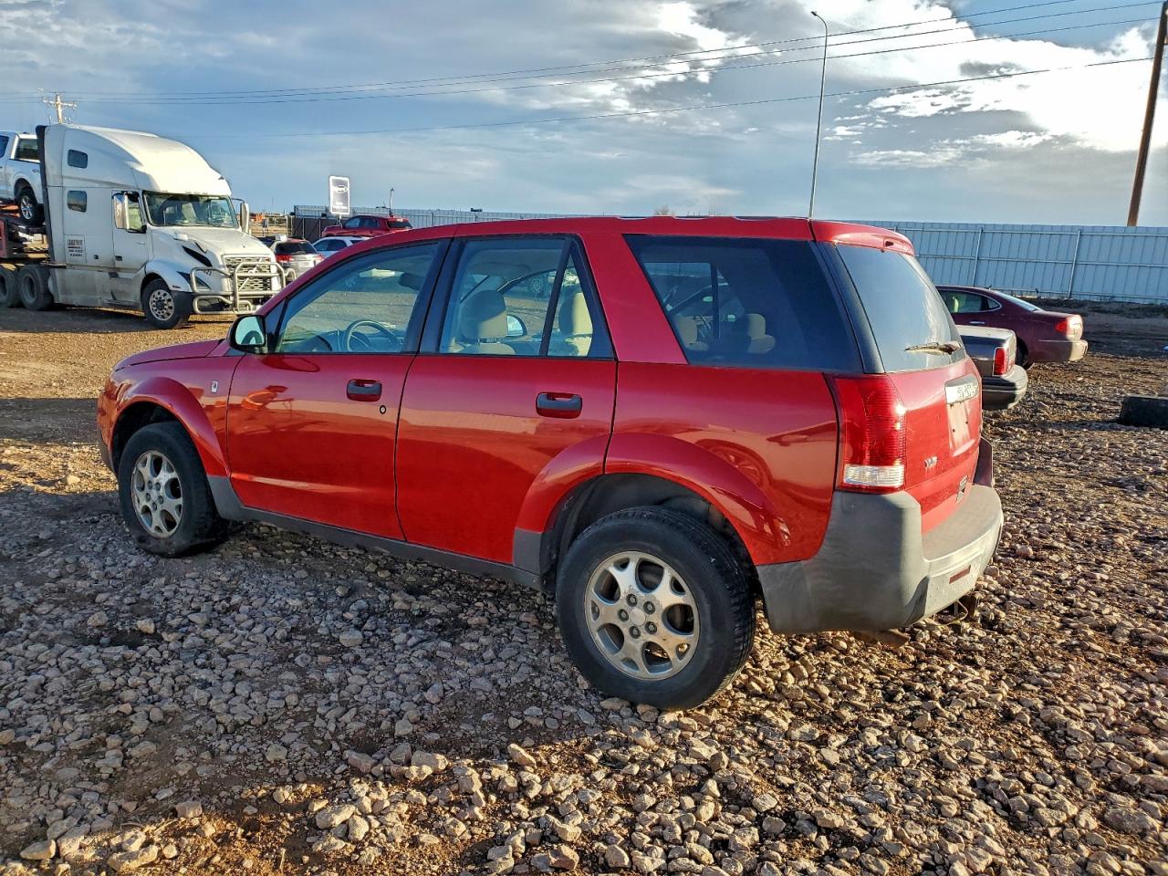 2003 SATURN VUE photo 2