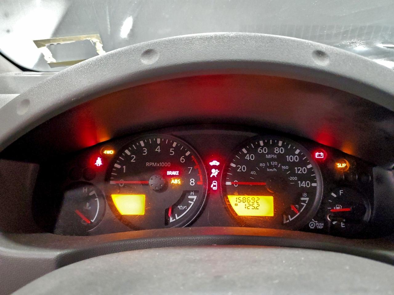 2008 NISSAN FRONTIER CREW CAB LE photo 9
