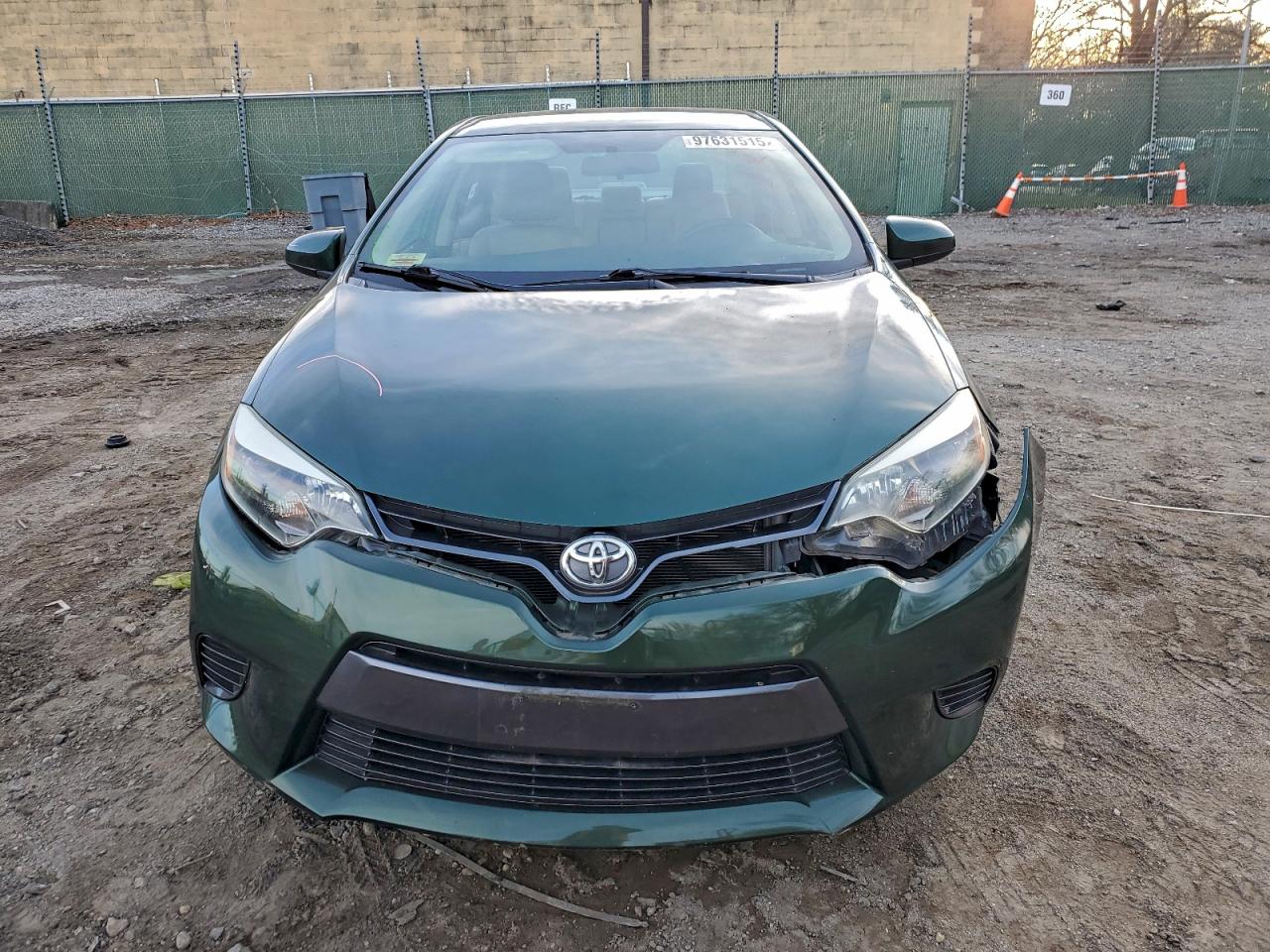 2015 TOYOTA COROLLA L photo 5