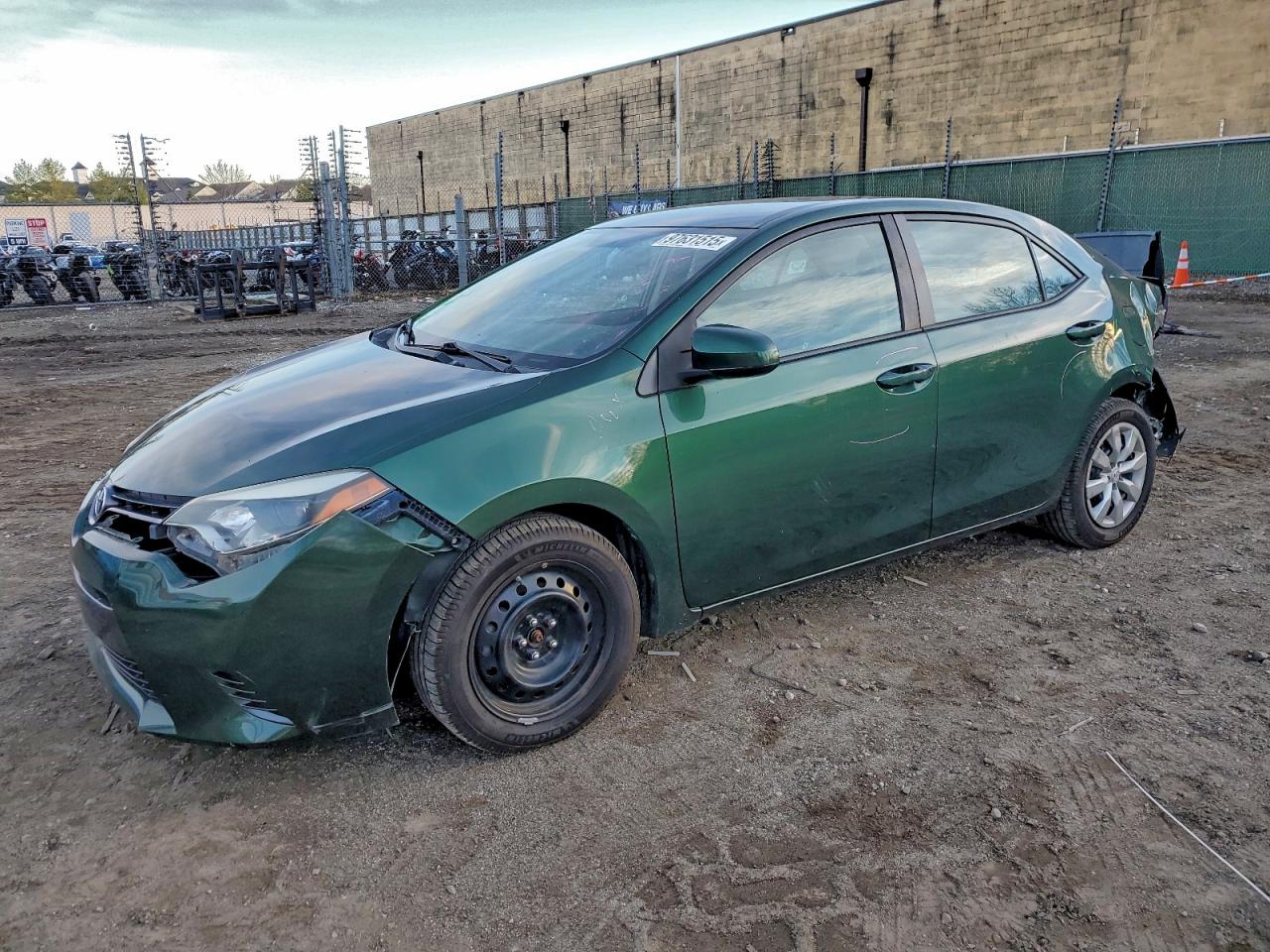 2015 TOYOTA COROLLA