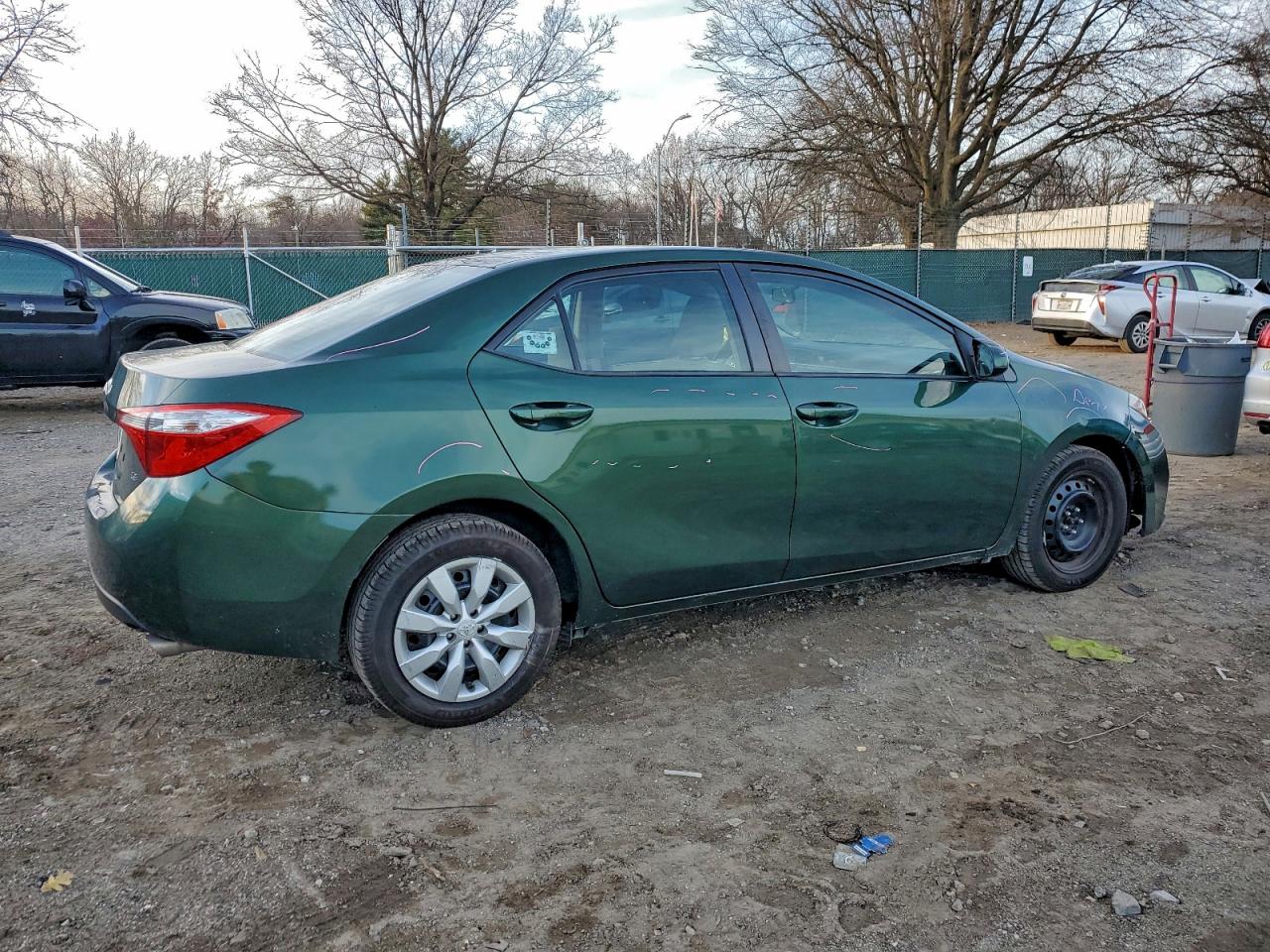 2015 TOYOTA COROLLA L photo 3