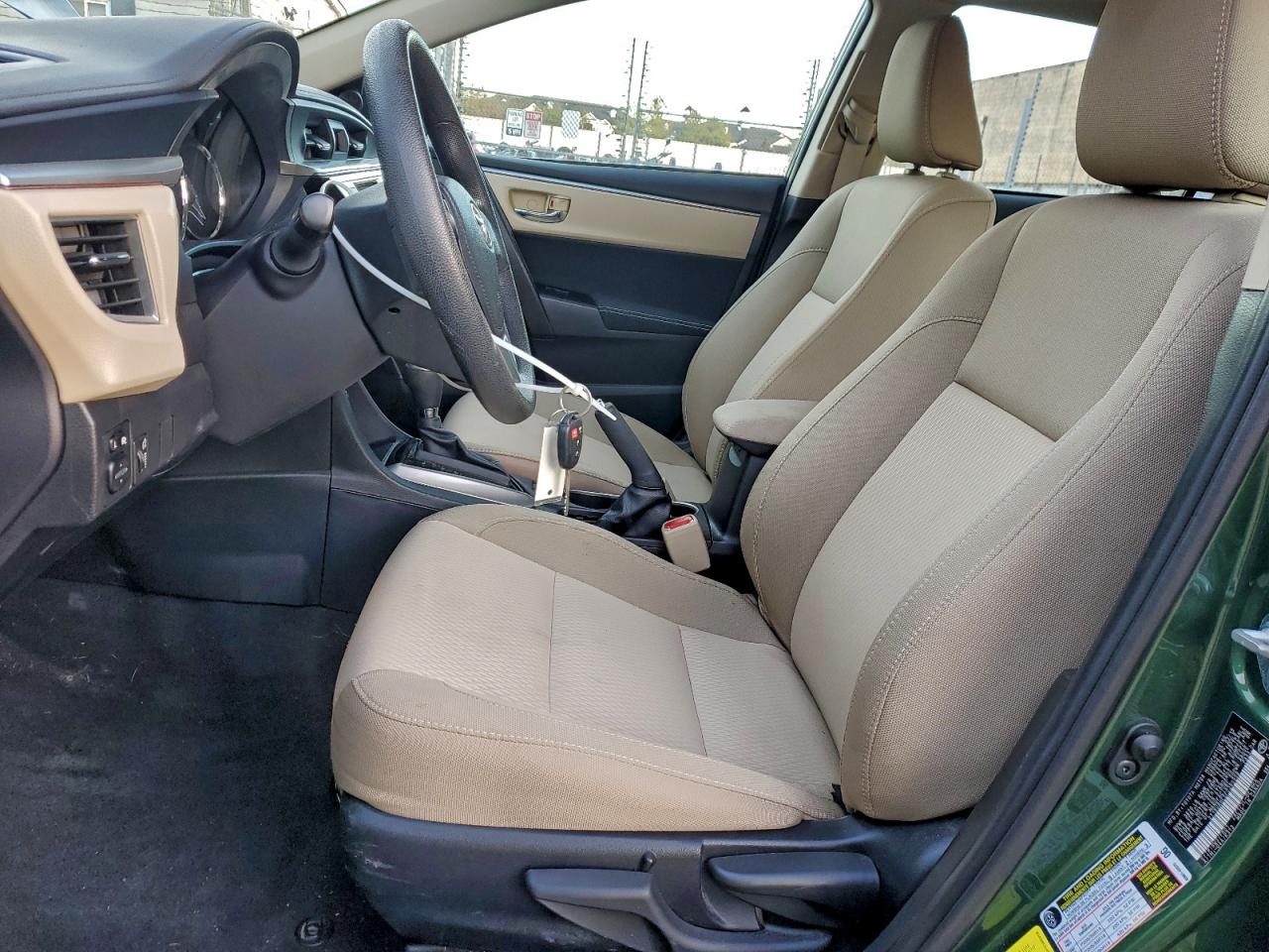 2015 TOYOTA COROLLA L photo 7