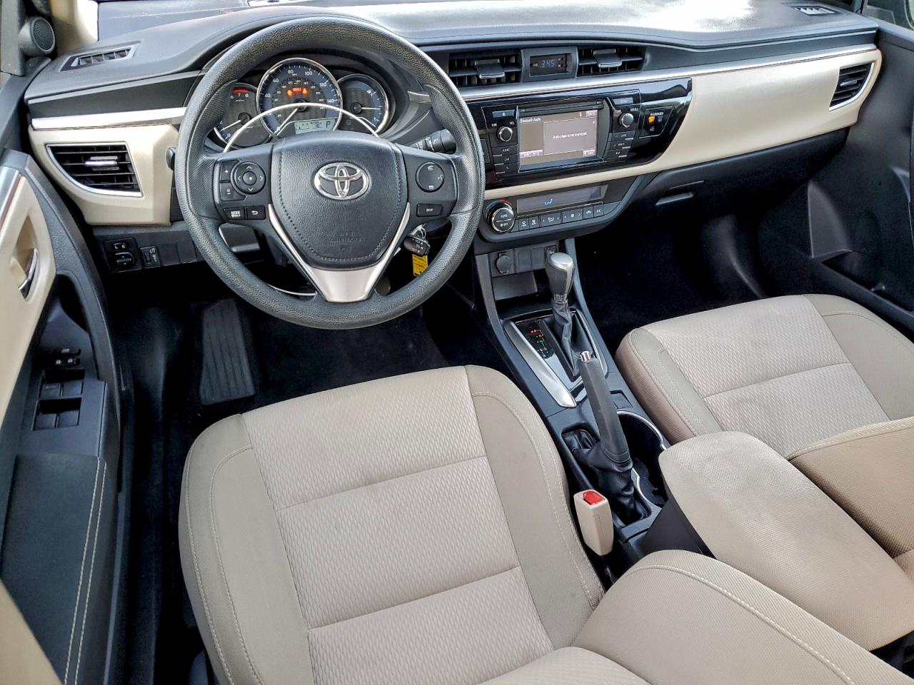 2015 TOYOTA COROLLA L photo 8