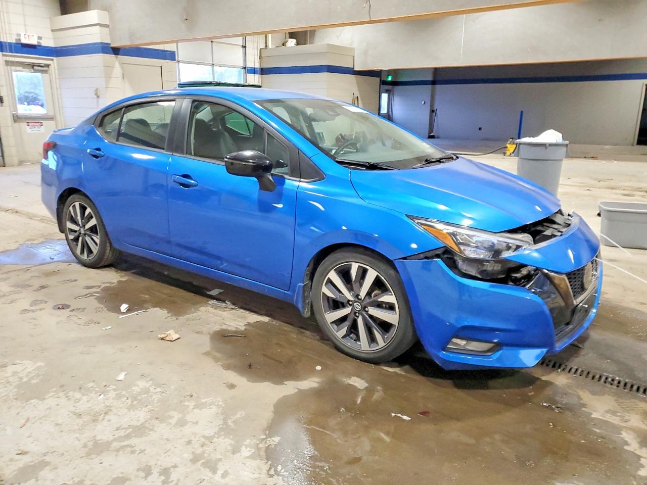 2020 NISSAN VERSA SR photo 4