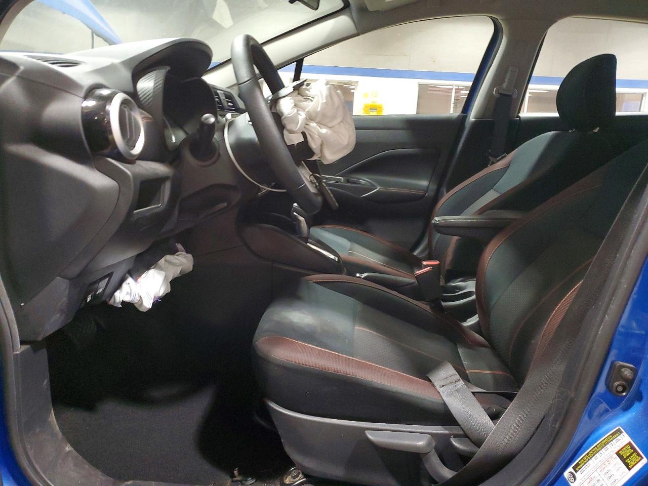 2020 NISSAN VERSA SR photo 7