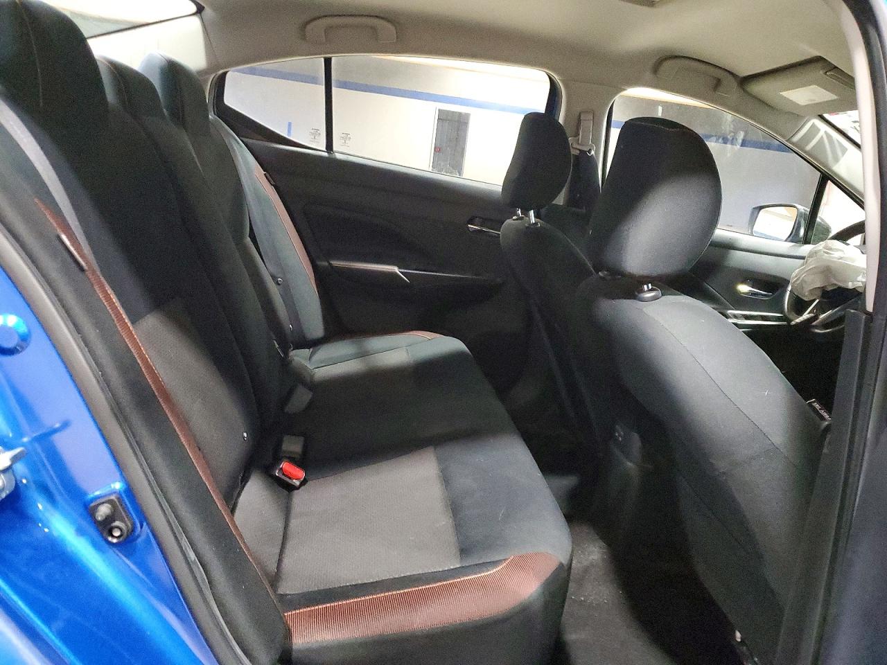 2020 NISSAN VERSA SR photo 10