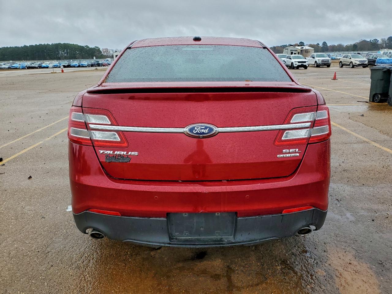 2015 FORD TAURUS SEL photo 6
