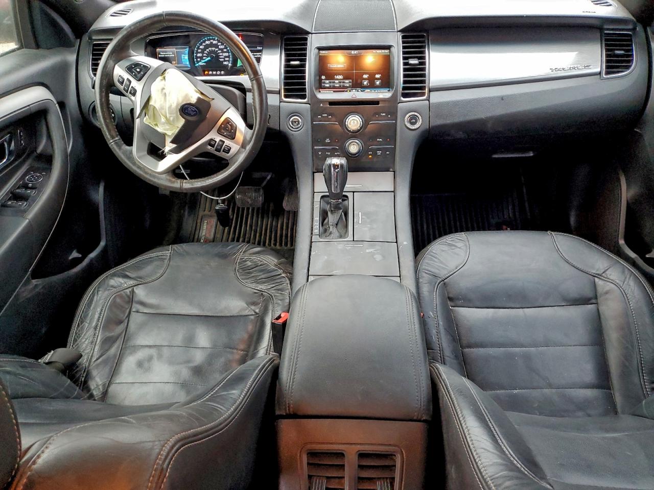 2015 FORD TAURUS SEL photo 8
