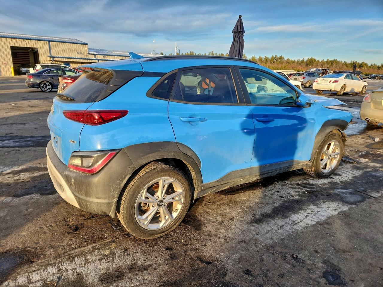 2022 HYUNDAI KONA SEL photo 5