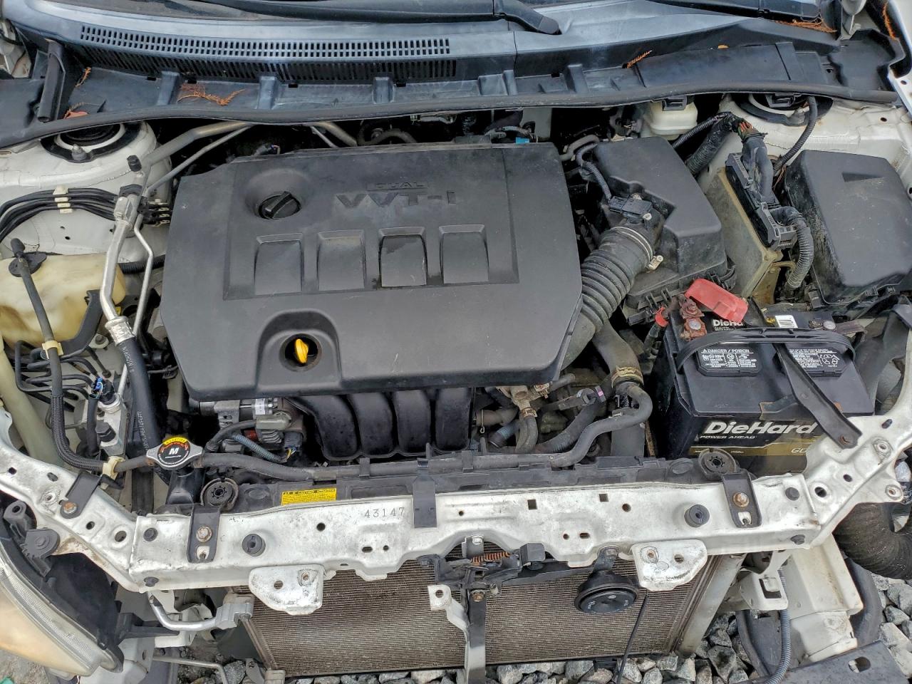 2013 TOYOTA COROLLA BASE photo 11