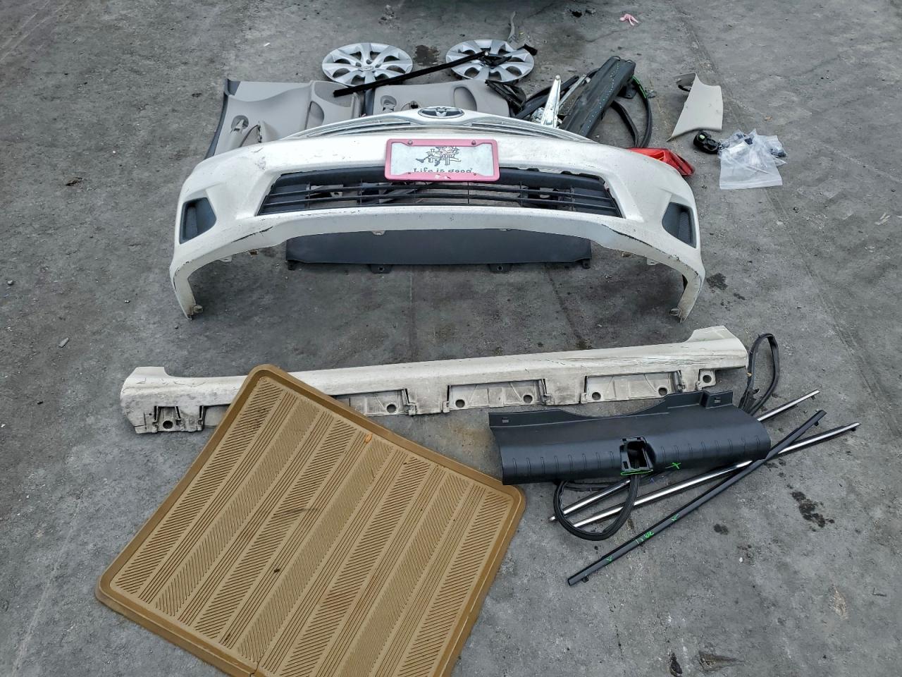 2013 TOYOTA COROLLA BASE photo 12