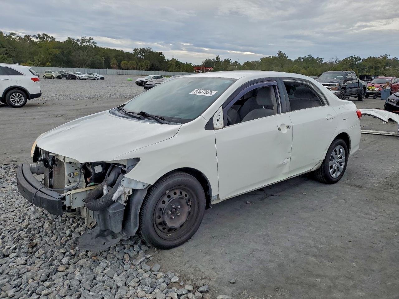 2013 TOYOTA COROLLA