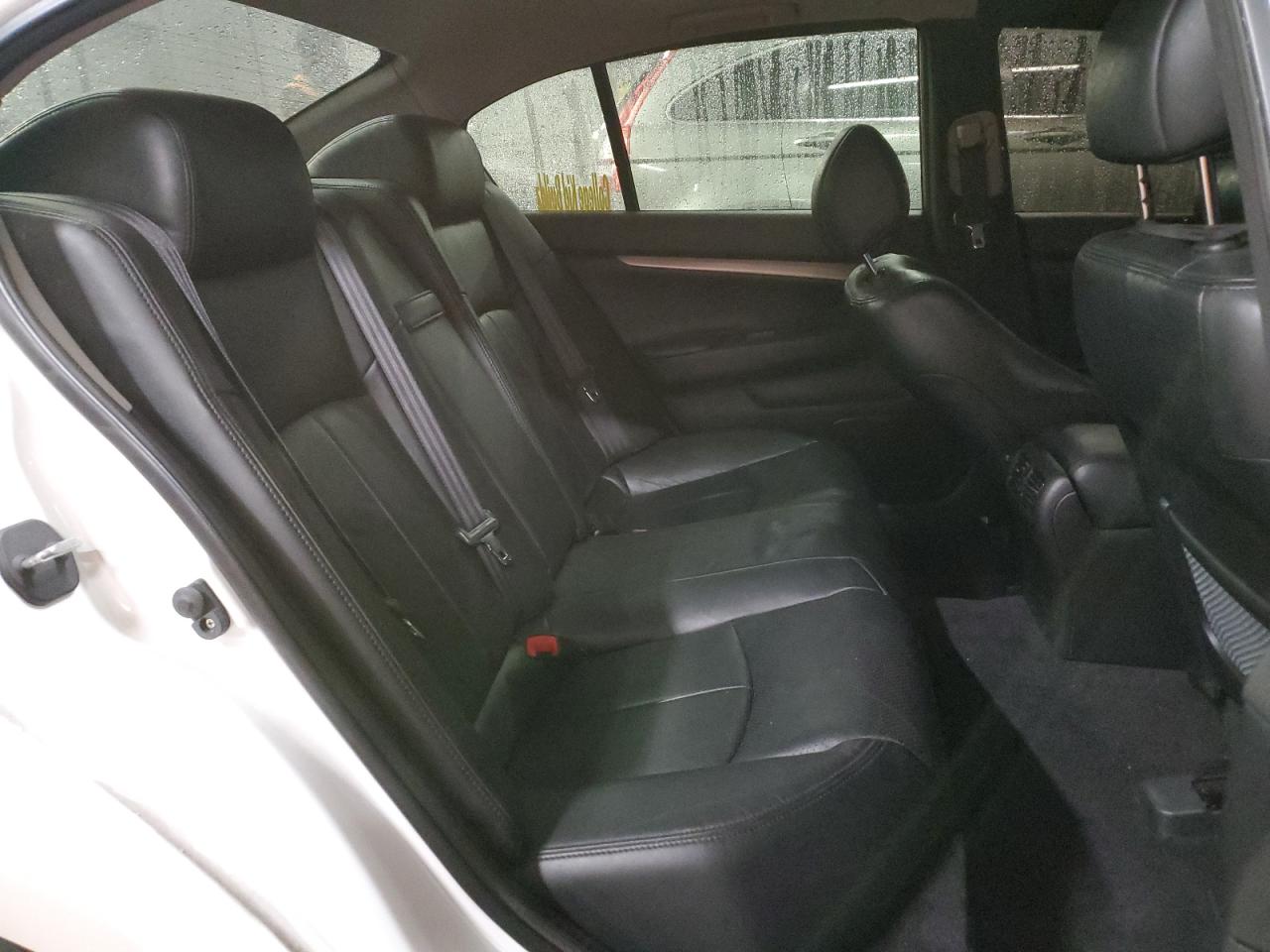 2013 INFINITI G37 photo 19