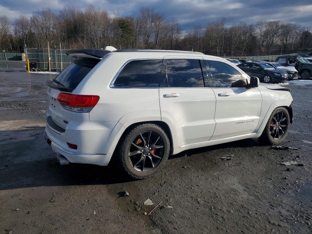 2016 JEEP GRAND CHEROKEE SUMMIT photo 3