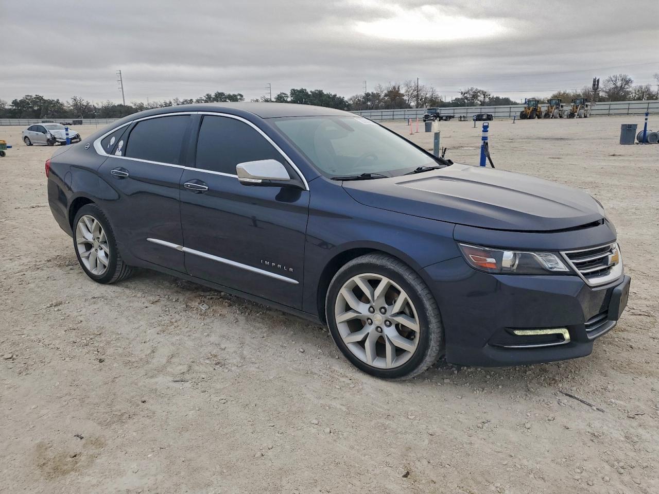 2018 CHEVROLET IMPALA PREMIER photo 4